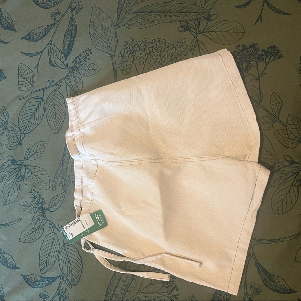 Women's Cream Shorts skirt